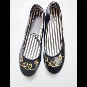 New tuk bee flats size 7